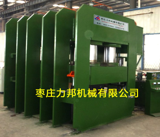 組合框架式液壓機圖示